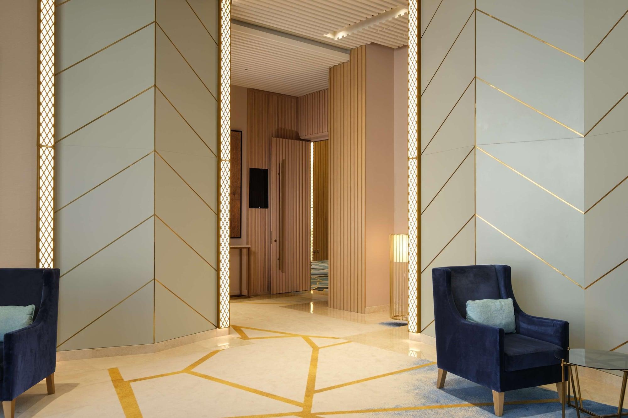 Maani Muscat Hotel & Suites Bagian luar foto