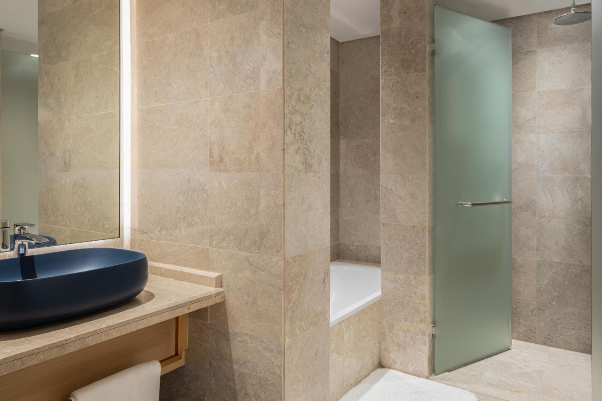 Maani Muscat Hotel & Suites Ruang foto